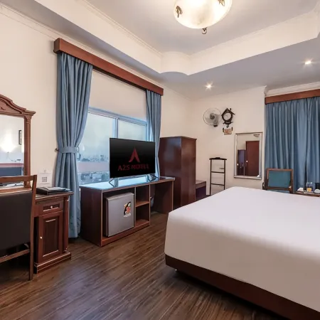 A25 Hotel - 221 Bach Mai Отели рядом с достопримечательностью «Хай-Ба-Трунг»