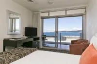 The Reef Resort - Pools