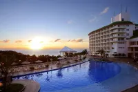 Okinawa Kariyushi Beach Resort Ocean Spa - pantai
