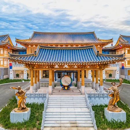 Ethnic Garden International Hotel