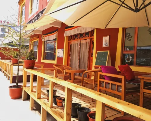 Mysterious Langmusi Hostel Ξενοδοχεία στην πόλη Λούκου