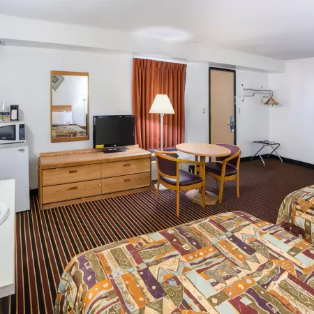 Rodeway Inn & Suites Отели в г. Остин