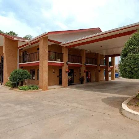Americas Best Value Inn Stockbridge