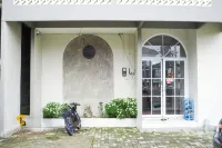 Dieng Top Syariah by Travelink