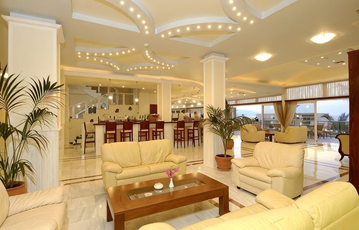 Selini Suites & Waterpark