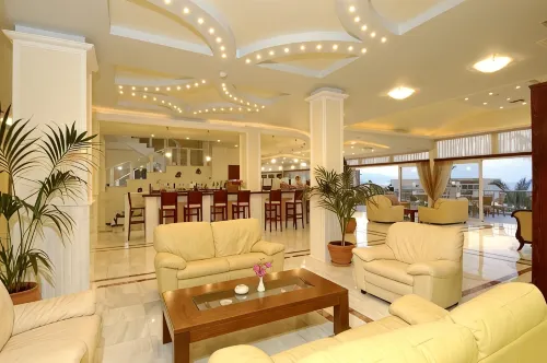 Selini Suites & Waterpark
