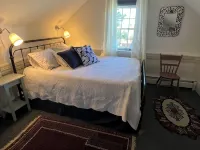 Historic 1785 Cape on 46 Forest Acres/ Water View/Pet Friendly Hotels in Lunenburg