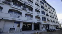 โรงแรมแกรนด์ พีแอล
