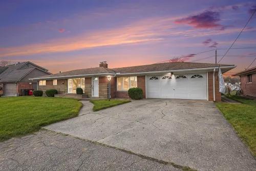 80ft Seawall~6beds~Direct Lake Access~Family Friendly~Excellent for Fishing - Homestays