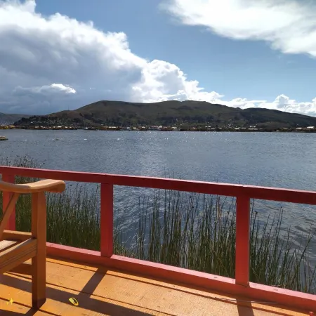 TITICACA KONTIKI Eco Lodge Perú