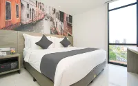 The Life Styles Hotel Surabaya