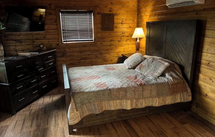 The Ponderosa Guesthouse