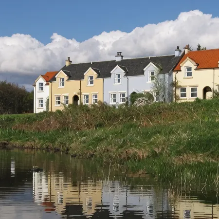 Lovely Waterfront Cottage With Stunning sea Views and log Fire