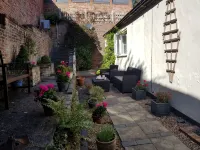 Hidden Cottage for Two in Cheadle Staffordshire, Ideal for the  Peak District. - Country Houses