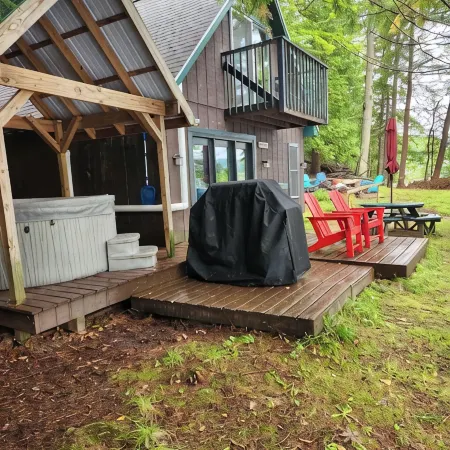 Tamarac Cabin Waterfront For Two