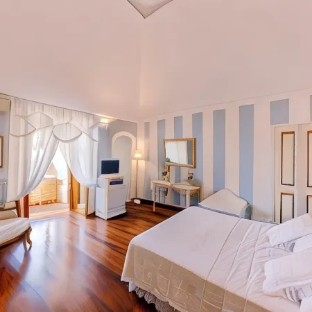 Villa Mary Suites