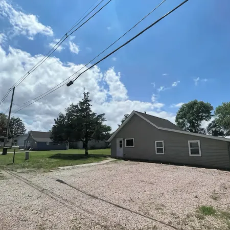 Valentine’s Tourist Tenure- Charming 2 bedroom cozy vacation home
