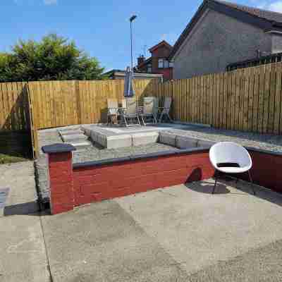 Cosy bungalow with great location in Derry City Hotel Exterior