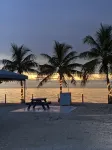 Casita Key Largo Getaway: Your Gateway to Reefs, Sunsets, and Island Bliss! - บังกะโล