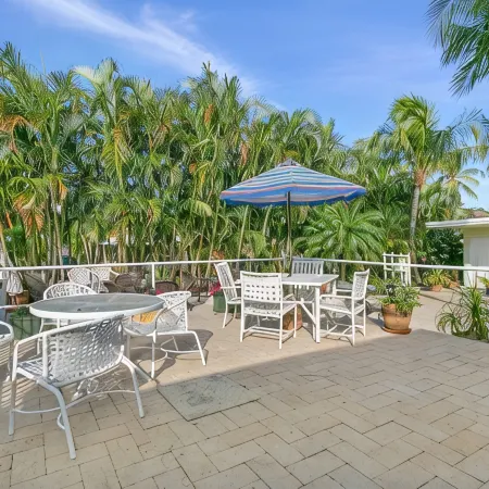 Boynton Beach, Sea view beach studio 9 w large pool