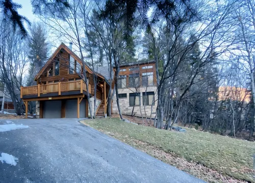 'Spectacular' 4 Bedroom, 3 Bath, Sundance Mt. Home, Central A/C