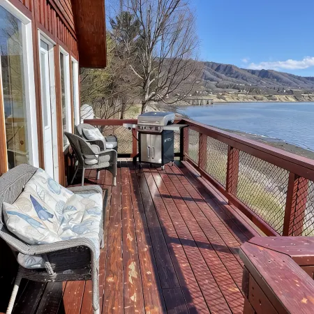 Homer Beachside Cabins