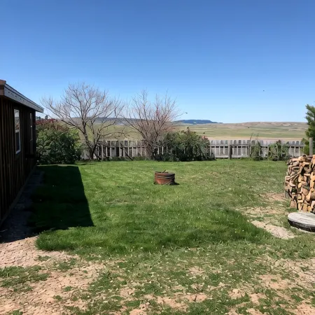 Rustic log cabin in the beautiful Wyoming Black Hills!