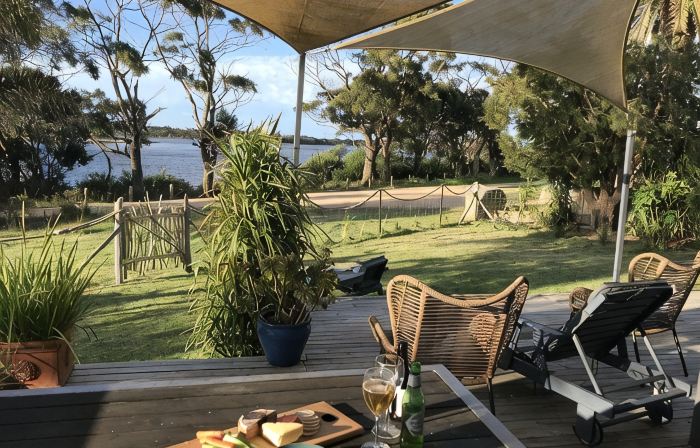 Private, sunny, waterfront retreat - Bay of Fires