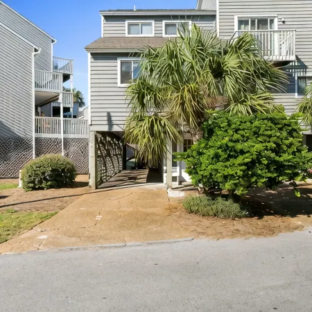 Little Pelican — Cozy Dog-Friendly Cottage · Steps to Gulf Beach · Sleeps 4