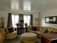 Beautiful Home in South Park. Walk to UD Campus, Miami Valley Hospital, Downtown