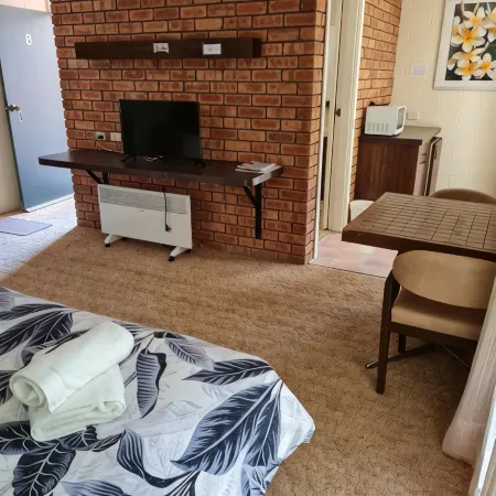 Toora Lodge Motel