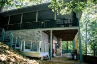 Lakefront Oasis: Dock, Porch, Kayaks, Arcade & Gameroom - 4-Star