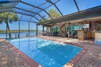 Mason Creek Lodge - Waterfront Pool Home - Fishing - Scalloping - 4-Star