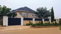 Cedarwood Apartments - 3-Sterne