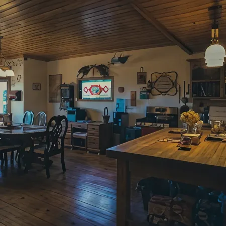 Tucker Peak Lodge