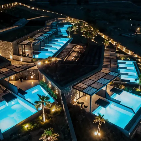 Ftelia Black Villas