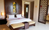 The Pade Hotel - 5 ดาว