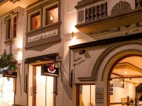 Hotel Gambrinus Hotels near Cable Car