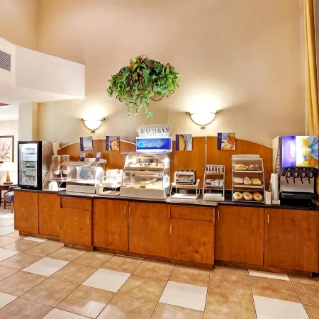 Holiday Inn Express & Suites CHEROKEE/CASINO by IHG