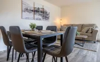 Clean, Modern! 3 Bedrooms, River, Downtown - 3 stjerner