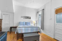 Suite 1, Quick Stroll to Downtown Black Mountain
