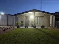 The Flat on Muddy- Welcome to your stylish home away from home! - Wifi