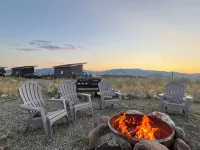 Modern Cabin 1 with AC in charming Paradise Valley with stunning views Hotels in Pray