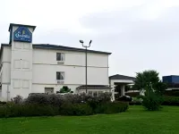 Comfort Inn Near Frost Bank Center Hotels near Copernicus Park