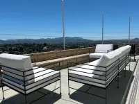 "The Best" Jacuzzi View Private Luxury Guest Cottage-Better Than a Room or Suite - 3-Star