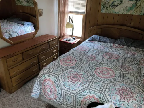 3 Bedroom with Path to Beach in Town! - 2-Star