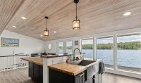 Cozy 2-bedroom house in charming Hart with AC - 4-Star