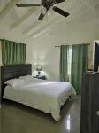 Stonebrook Villa Chateau  Trelawney Jamaica 3 bedrooms 3 bathrooms. Hôtels à : 