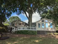 Peninsula Haven - Private Dock on Main Channel Lake Norman - 4-Sterne