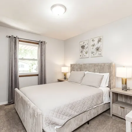 SummerRidge Retreat with 5 bedrooms